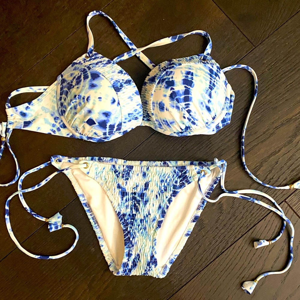Victoria’s Secret Bikini